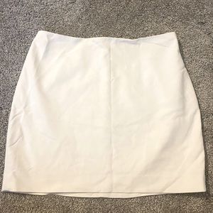 White fitted express skirt size 4